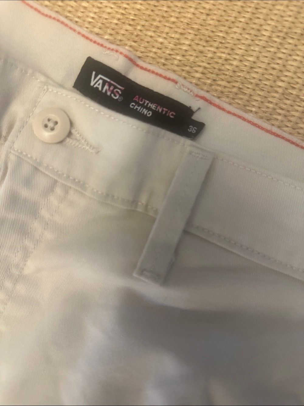 ✔️H BNWT MENS LOOSE FIT AUTHENTIC CHINO PANTS IN OATMEAL - Picture 3 of 5